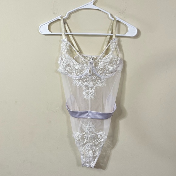 Fashion Nova Other - Fashion Nova White Lace See Through Corset Lingerie Bodysuit